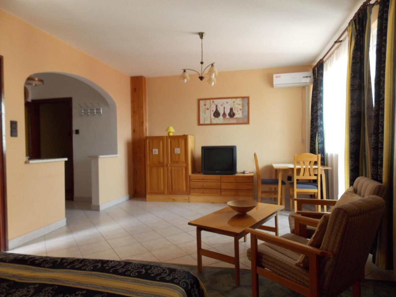 Heviz Therme Apartmenthaus Exterior photo
